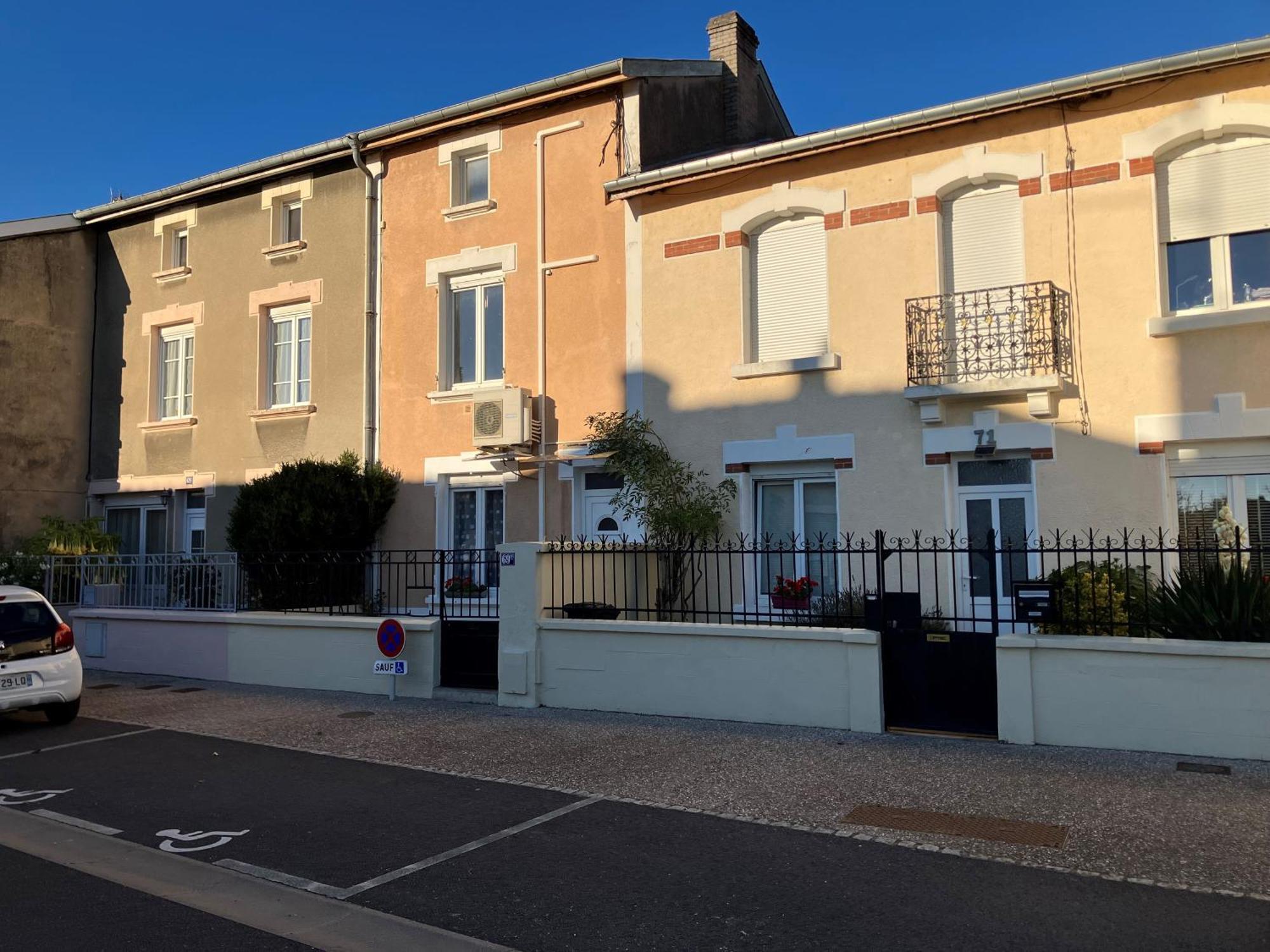 Jolie, Cozy, Confortable Maison De Ville Au Calme A 5Min Du Centre De Verdun, Parking Devant La Maison Belleville-Sur-Meuse Exteriér fotografie